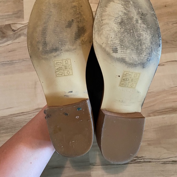 ALDO slip ons - Picture 5 of 6